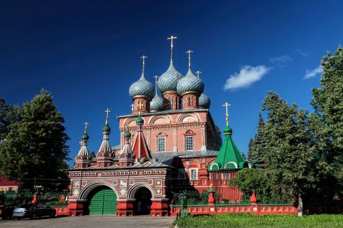 Церковь Воскресения на Дебре