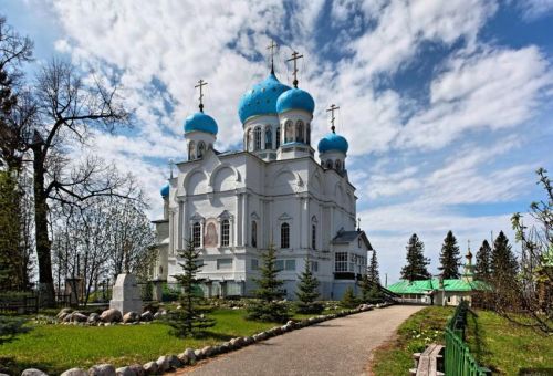 Достопримечательность «Свято-Покровский Авраамиево-Городецкий мужской монастырь» в Костромской области, фото и описание